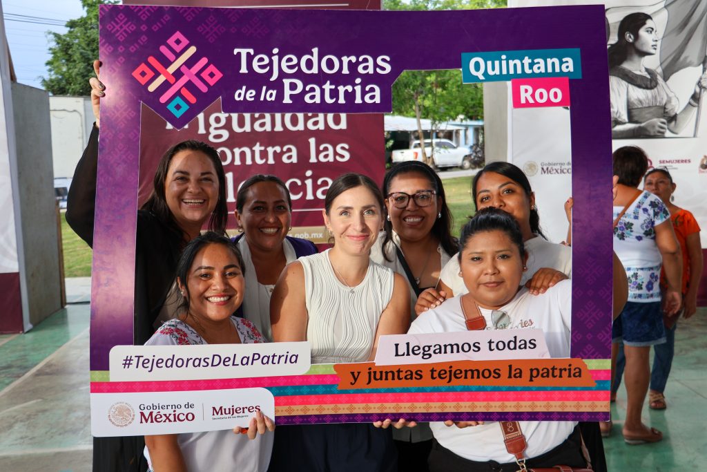 Quintana Roo consolida la Red de Tejedoras de la Patria con 1,142 mujeres 